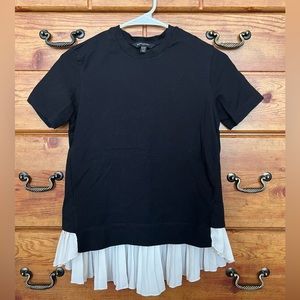 Banana Republic XXS Petite Short Sleeve Ruffle Back Tee